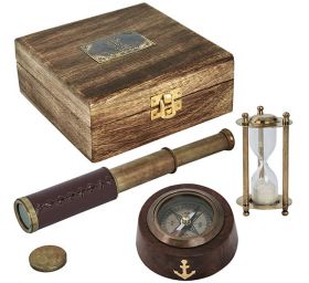 סט כולל מצפן, שעון חול וטלסקופ בקופסת עץ וינטג